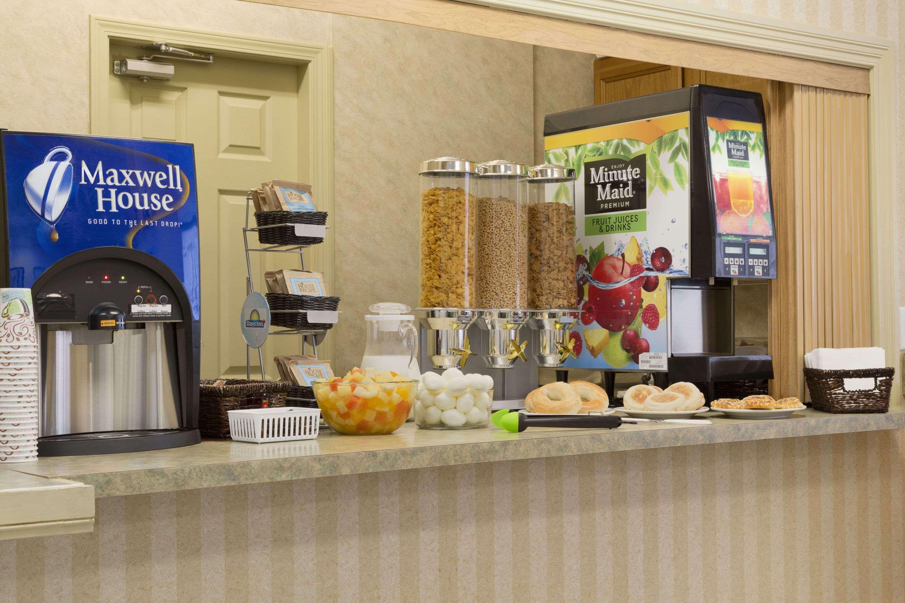 Days Inn By Wyndham Penticton Conference Centre Zewnętrze zdjęcie
