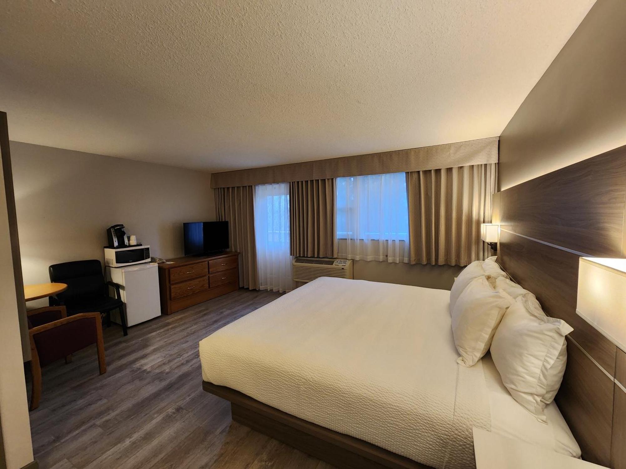 Days Inn By Wyndham Penticton Conference Centre Zewnętrze zdjęcie
