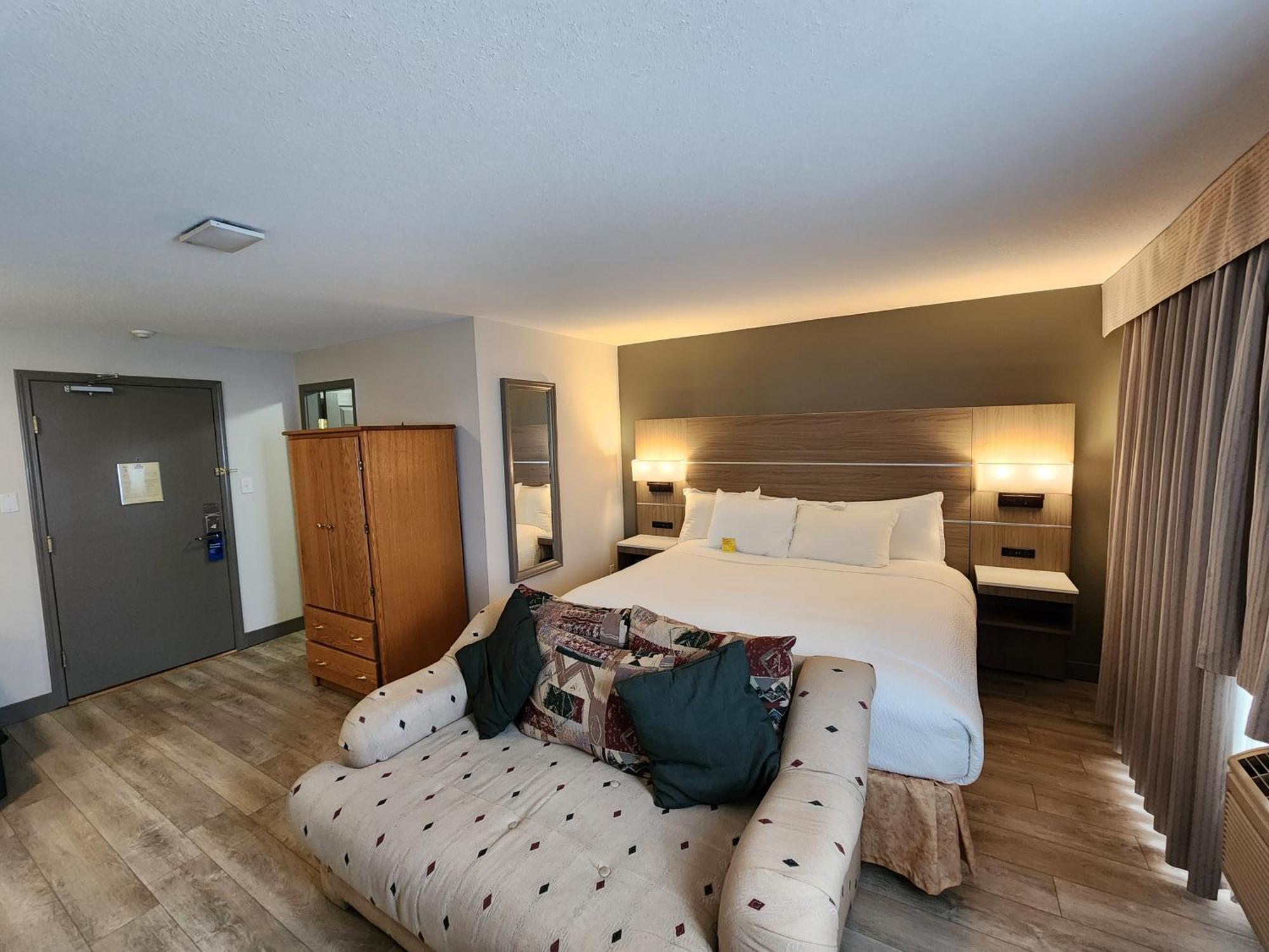 Days Inn By Wyndham Penticton Conference Centre Zewnętrze zdjęcie