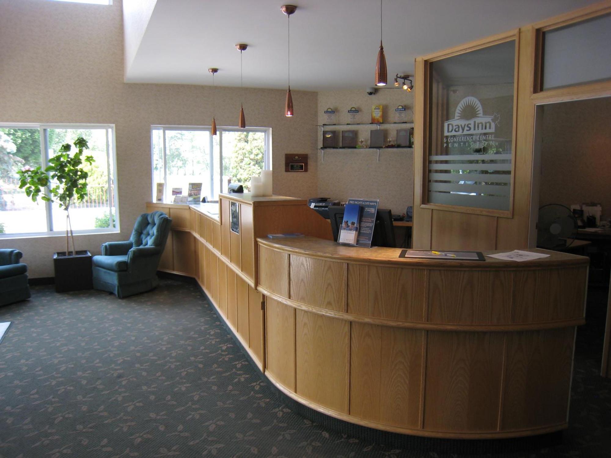 Days Inn By Wyndham Penticton Conference Centre Zewnętrze zdjęcie